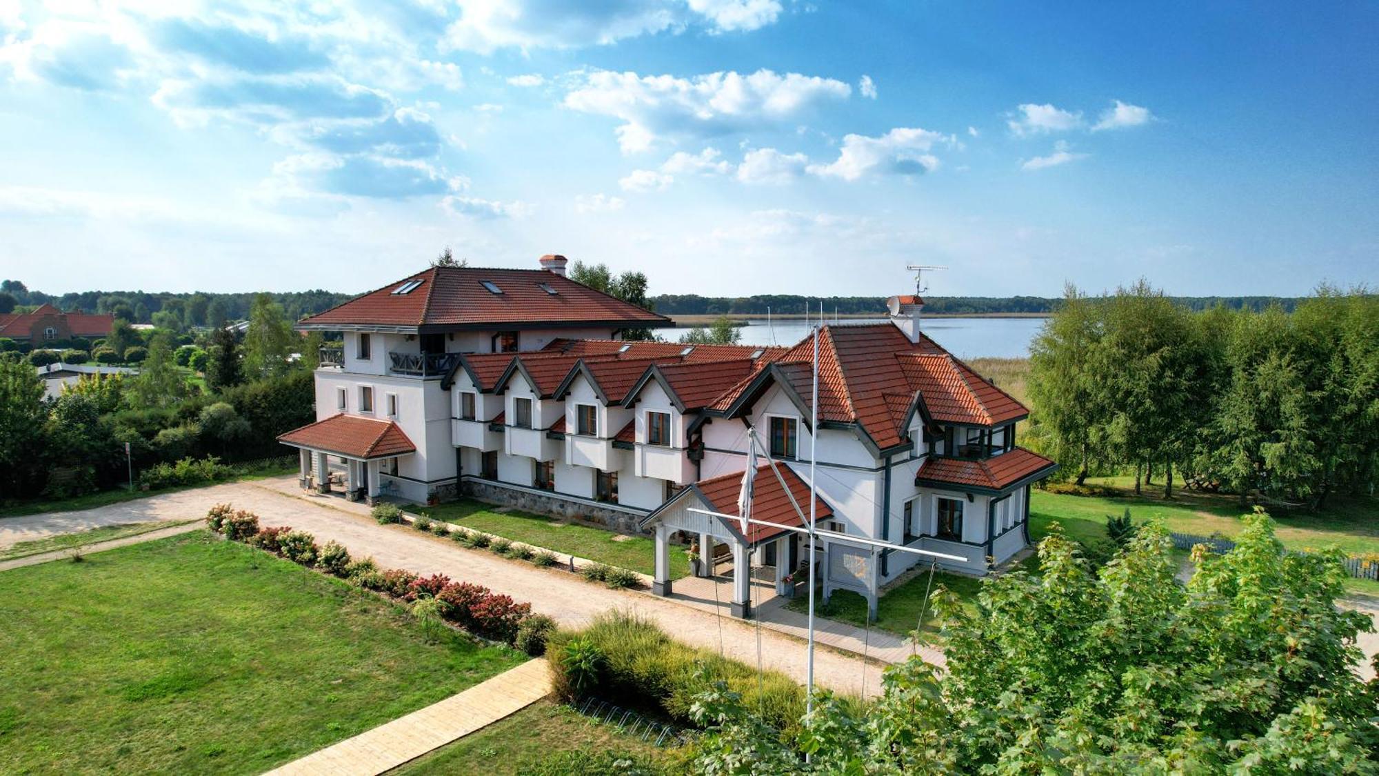 Hotel Joseph Conrad Spa & Wellness Pisz Exteriör bild
